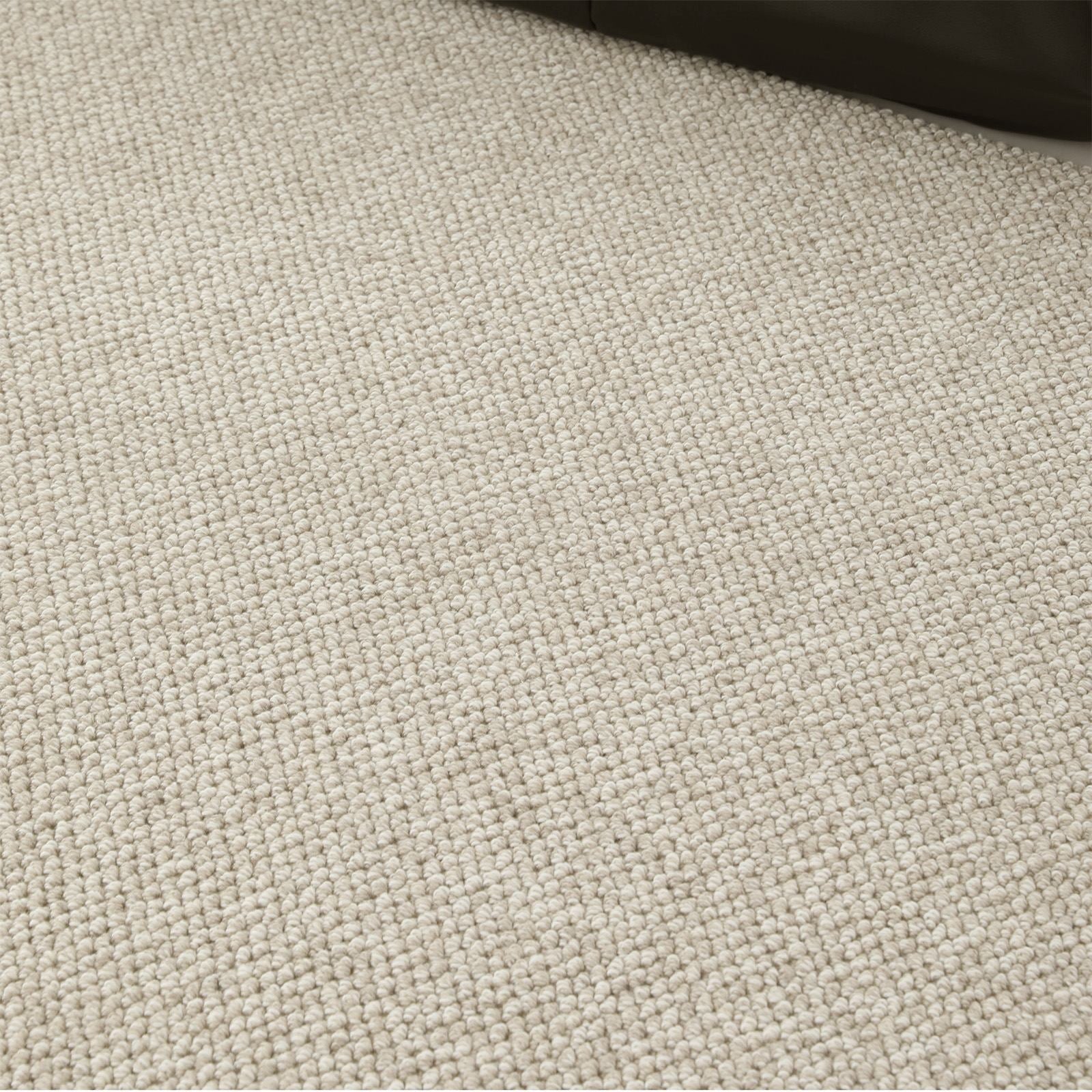 https://cdn.shopify.com/s/files/1/0056/1011/1064/files/Velina-Soft_White_2.jpg?v=1768465261